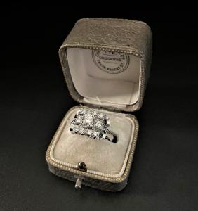 Anello  in  Platino  con  Diamanti  